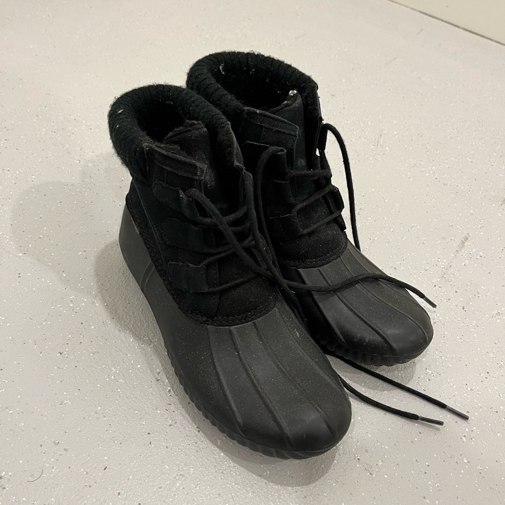 Black Winter Boots
